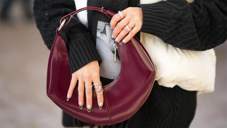 Adding Small Touches of Fall to Your Looks