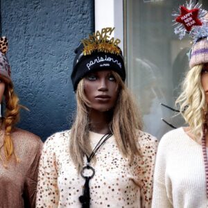 2022 Women’s Fashion Trends: The Complete Guide